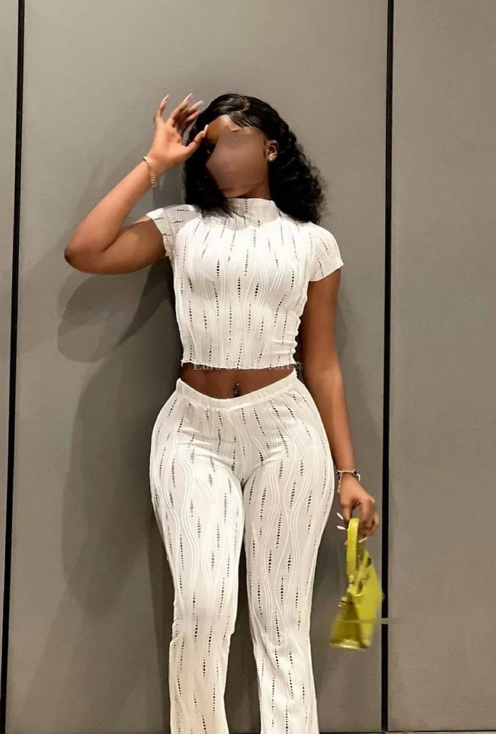Amara escort Leicester